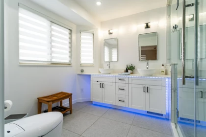 Mudroom Photo of 6528 187a Street, Surrey, BC