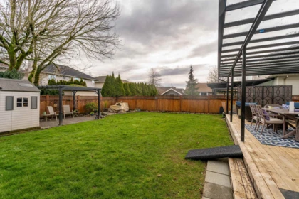 Swimming Pool Photo of 6528 187a Street, Surrey, BC