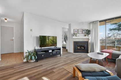 410 7288 Acorn Avenue, Burnaby, BC
