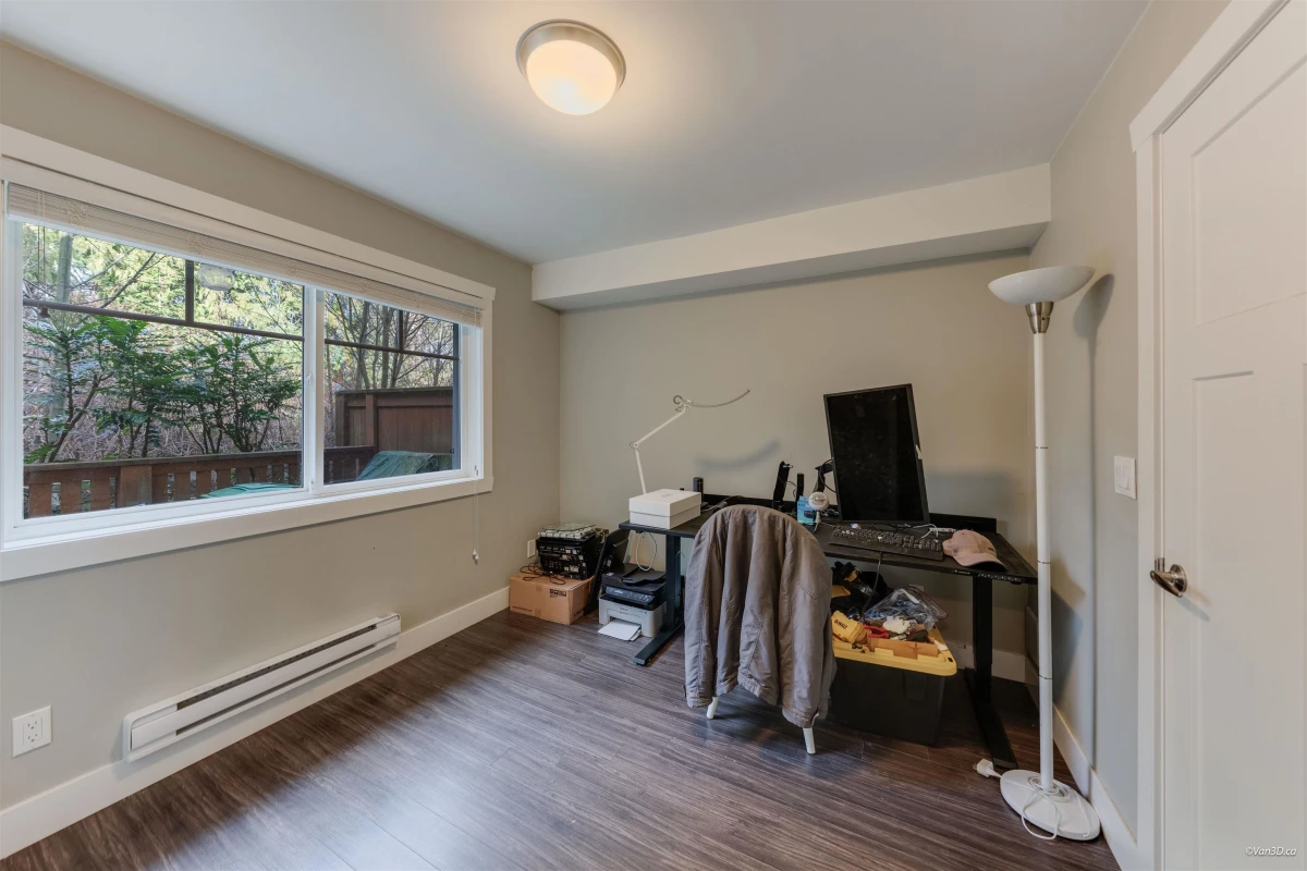 Dining Area Photo of 24 14285 64 Avenue, Surrey, BC