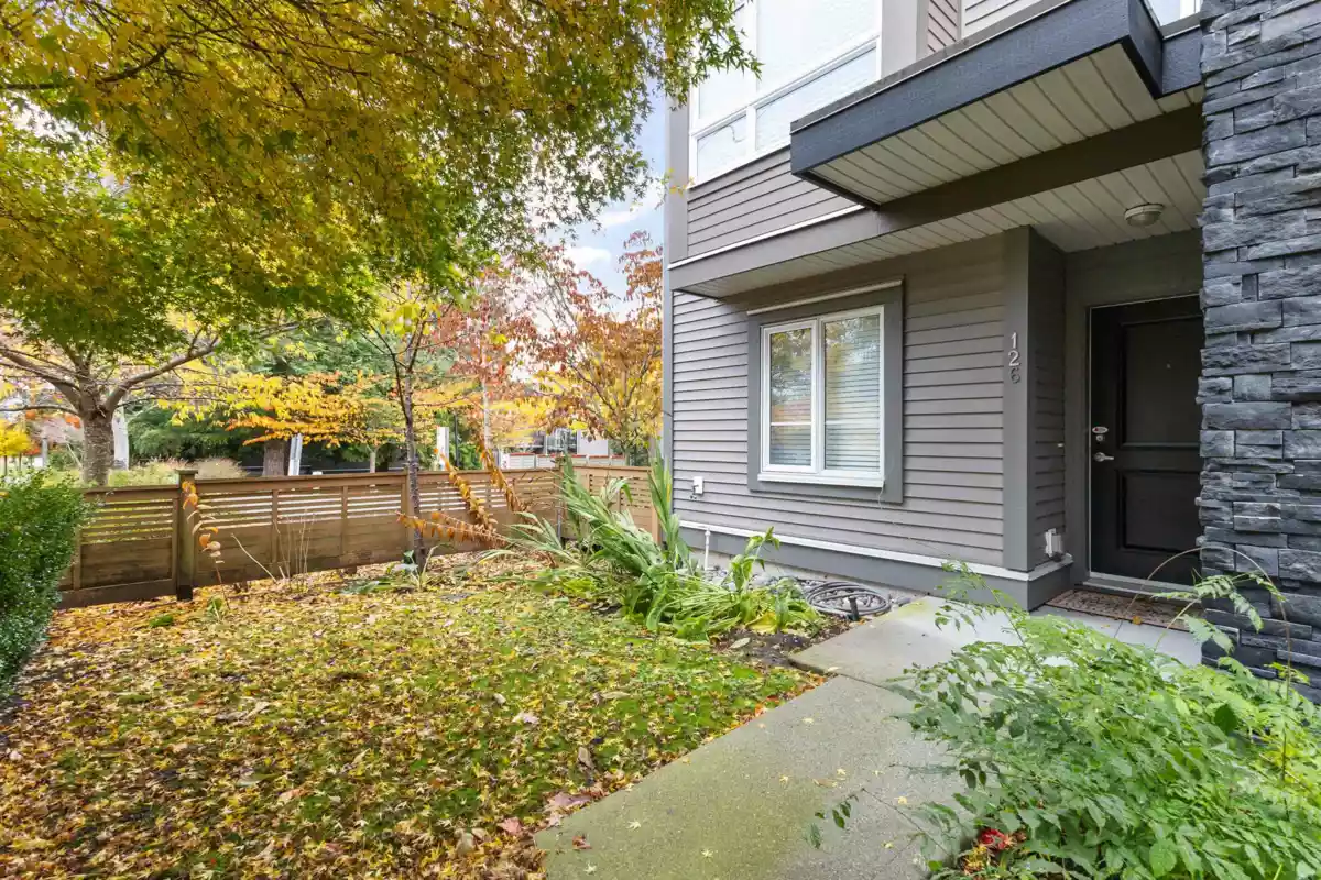 Backyard Photo of 126 5888 144th Street, Surrey, BC