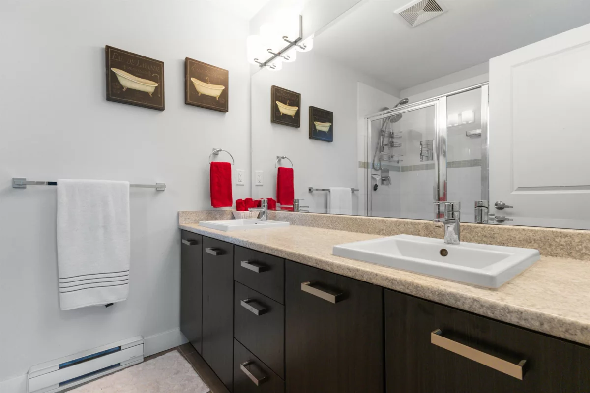 Basement Recreation Room Photo of 126 5888 144th Street, Surrey, BC