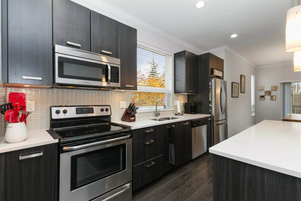 Family Room Photo of 126 5888 144th Street, Surrey, BC