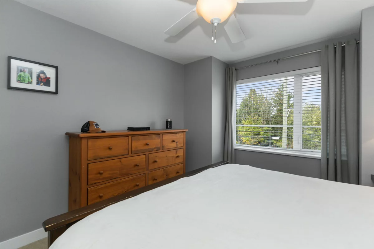 Guest Bathroom Photo of 126 5888 144th Street, Surrey, BC