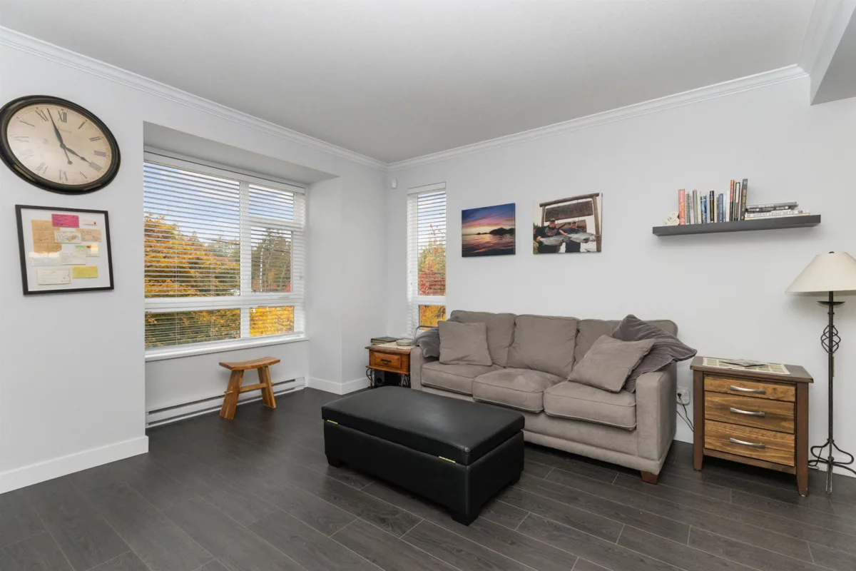 Kitchen Photo of 126 5888 144th Street, Surrey, BC