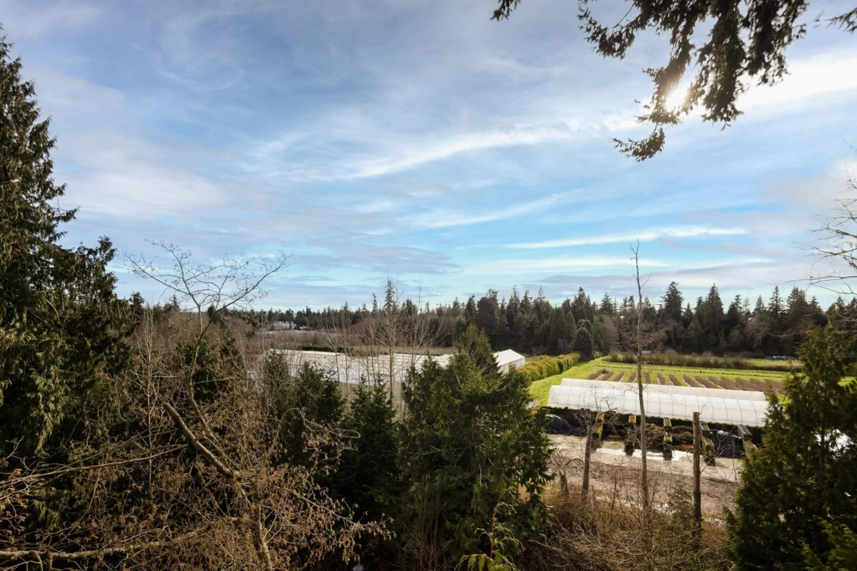 Garage Interior Photo of 530 3563 Ross Drive, Vancouver, BC