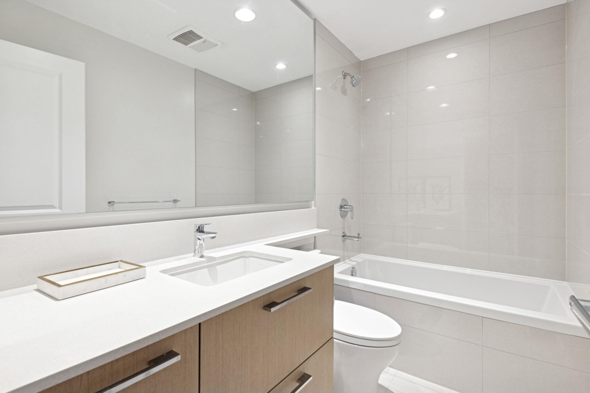 Mudroom Photo of 530 3563 Ross Drive, Vancouver, BC