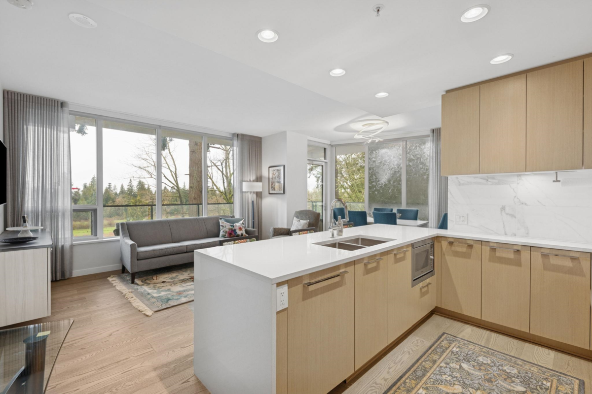 Powder Room Photo of 530 3563 Ross Drive, Vancouver, BC