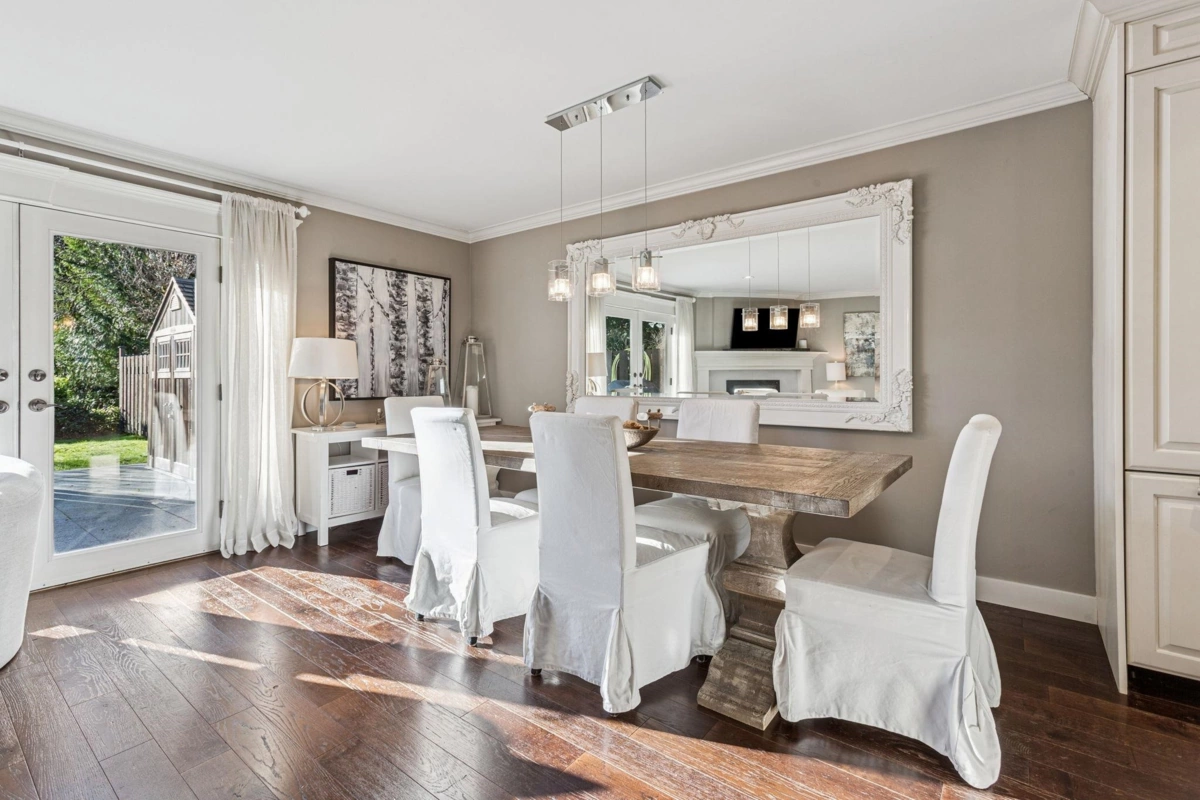 Family Room Photo of 4687 Hoskins Road, North Vancouver, BC