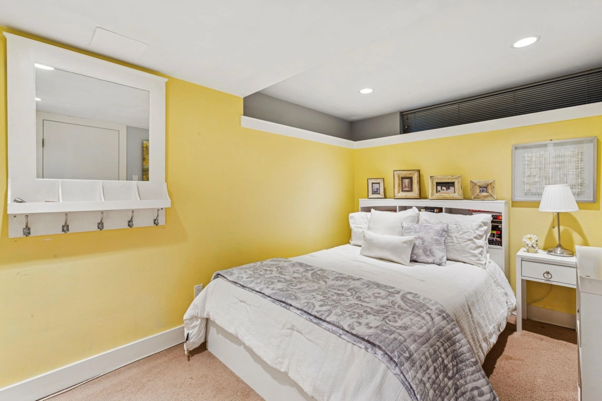 Guest Bathroom Photo of 4687 Hoskins Road, North Vancouver, BC