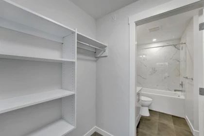 Mudroom Photo of 419 33886 Pine Street, Abbotsford, BC