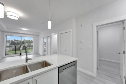 Primary Bedroom Photo of 419 33886 Pine Street, Abbotsford, BC
