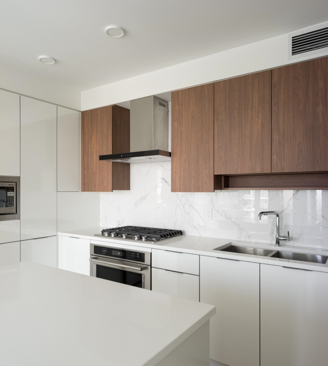 Dining Area Photo of 2105 7769 Park Crescent, Burnaby, BC