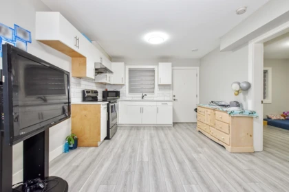 Hot Tub / Spa Photo of 2778 Princess Street, Abbotsford, BC