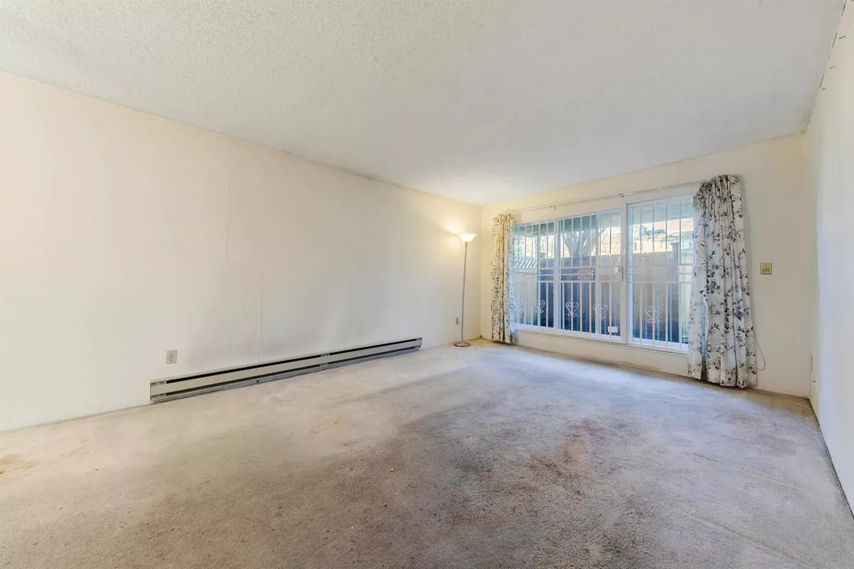Family Room Photo of 115 1440 E Broadway Street, Vancouver, BC