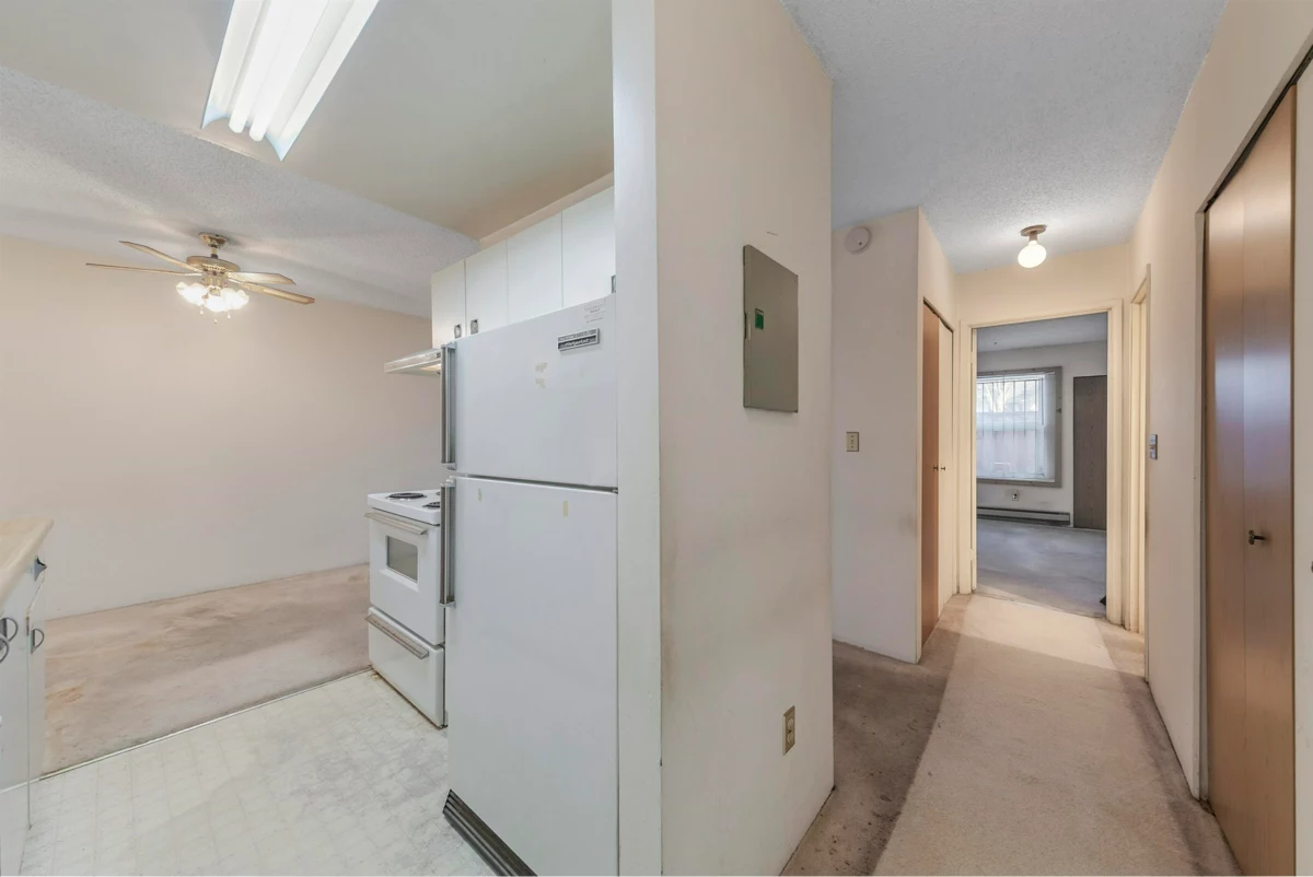 Guest Bathroom Photo of 115 1440 E Broadway Street, Vancouver, BC