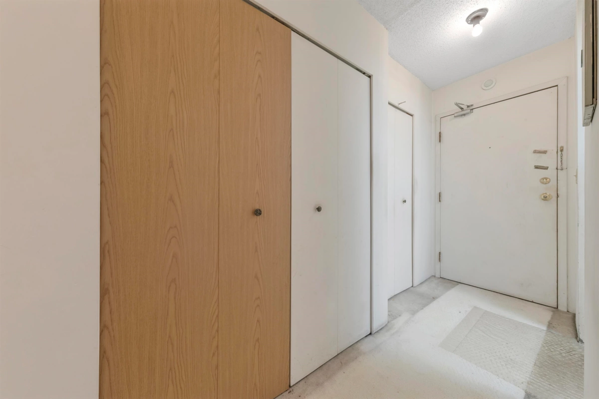 Powder Room Photo of 115 1440 E Broadway Street, Vancouver, BC