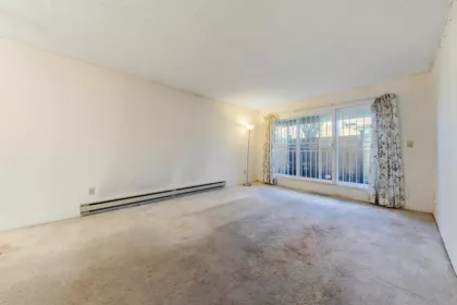 115 1440 E Broadway Street, Vancouver, BC