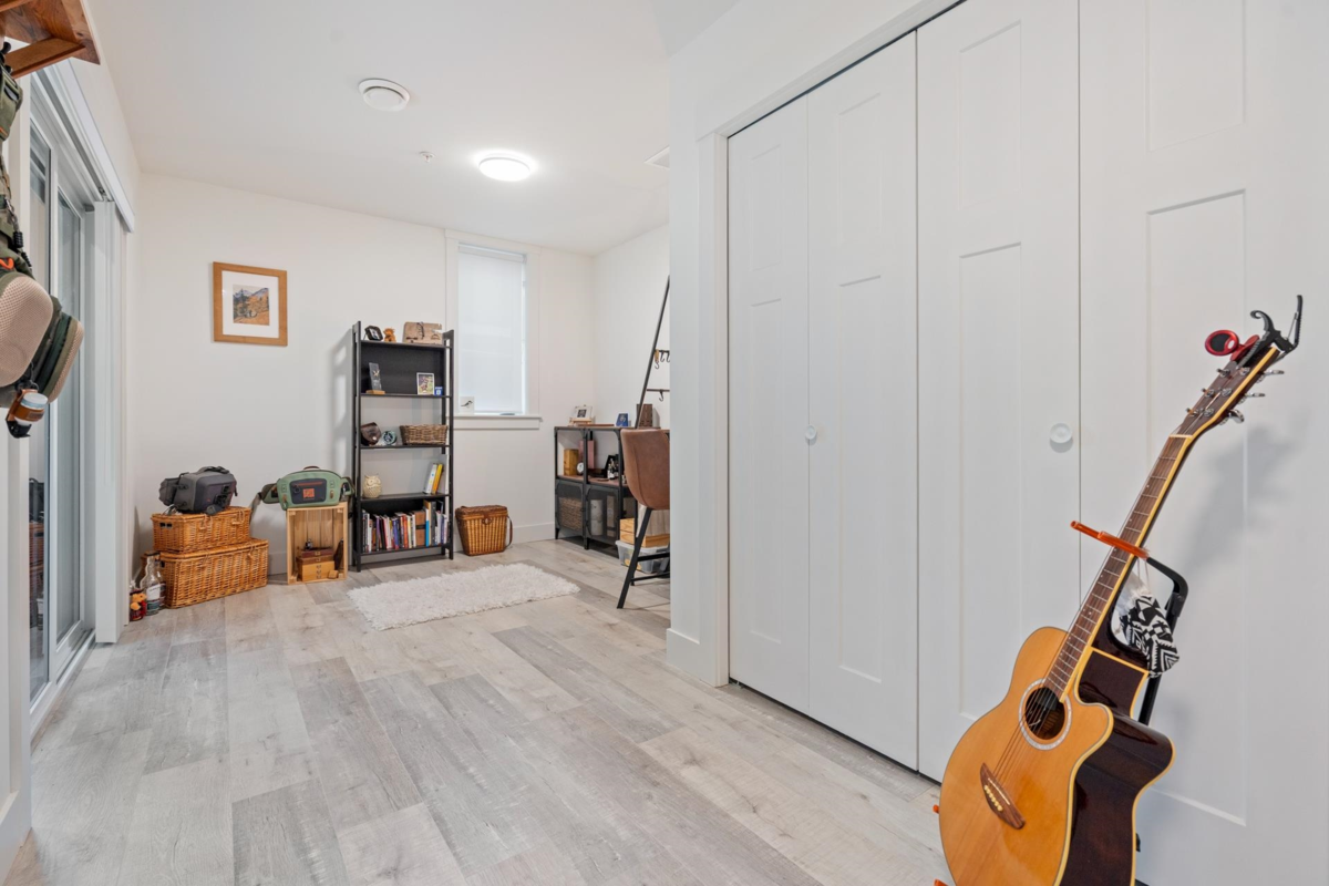 Backyard Photo of 6 46339 Hope River Road, Chilliwack, BC