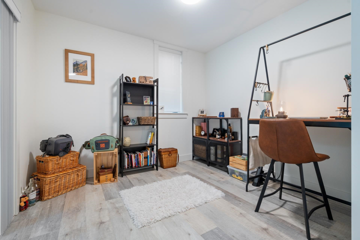 Front Yard Photo of 6 46339 Hope River Road, Chilliwack, BC