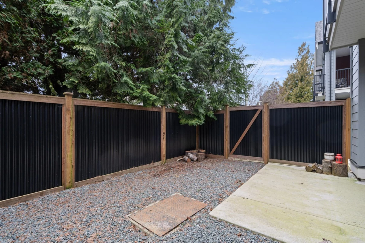 Hot Tub / Spa Photo of 6 46339 Hope River Road, Chilliwack, BC