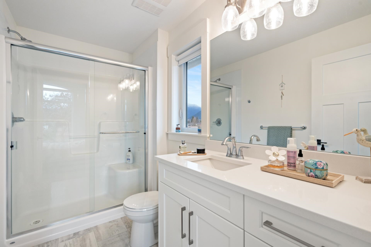 Staircase Photo of 6 46339 Hope River Road, Chilliwack, BC