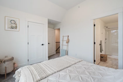 Hallway Photo of 6 46339 Hope River Road, Chilliwack, BC