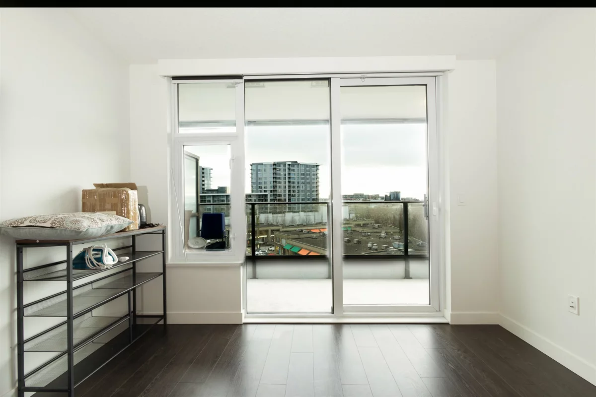 Kitchen Island Photo of 605 8555 Capstan Way, Richmond, BC