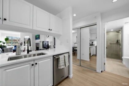 Kitchen Photo of 107 189 E 16th Avenue, Vancouver, BC