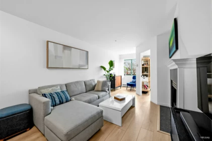Office / Den Photo of 107 189 E 16th Avenue, Vancouver, BC