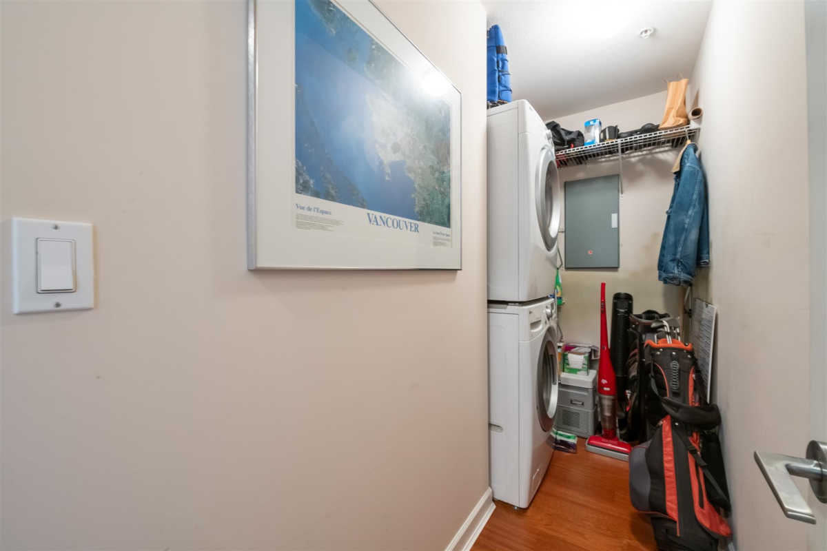 Office / Den Photo of 303 1153 Vidal Street, White Rock, BC