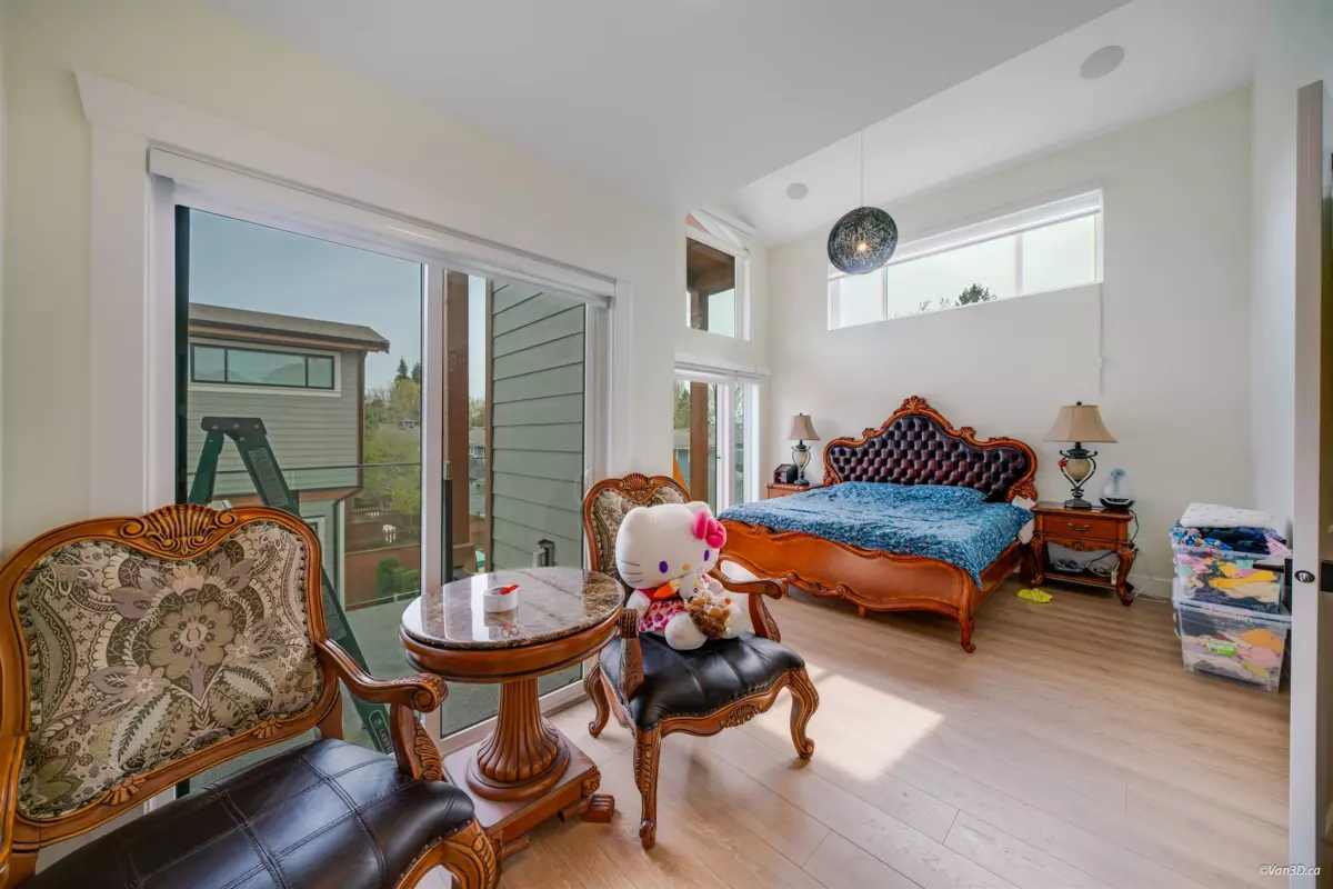 Mudroom Photo of 8 1454 162b Street, Surrey, BC