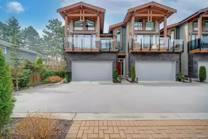 8 1454 162b Street, Surrey, BC