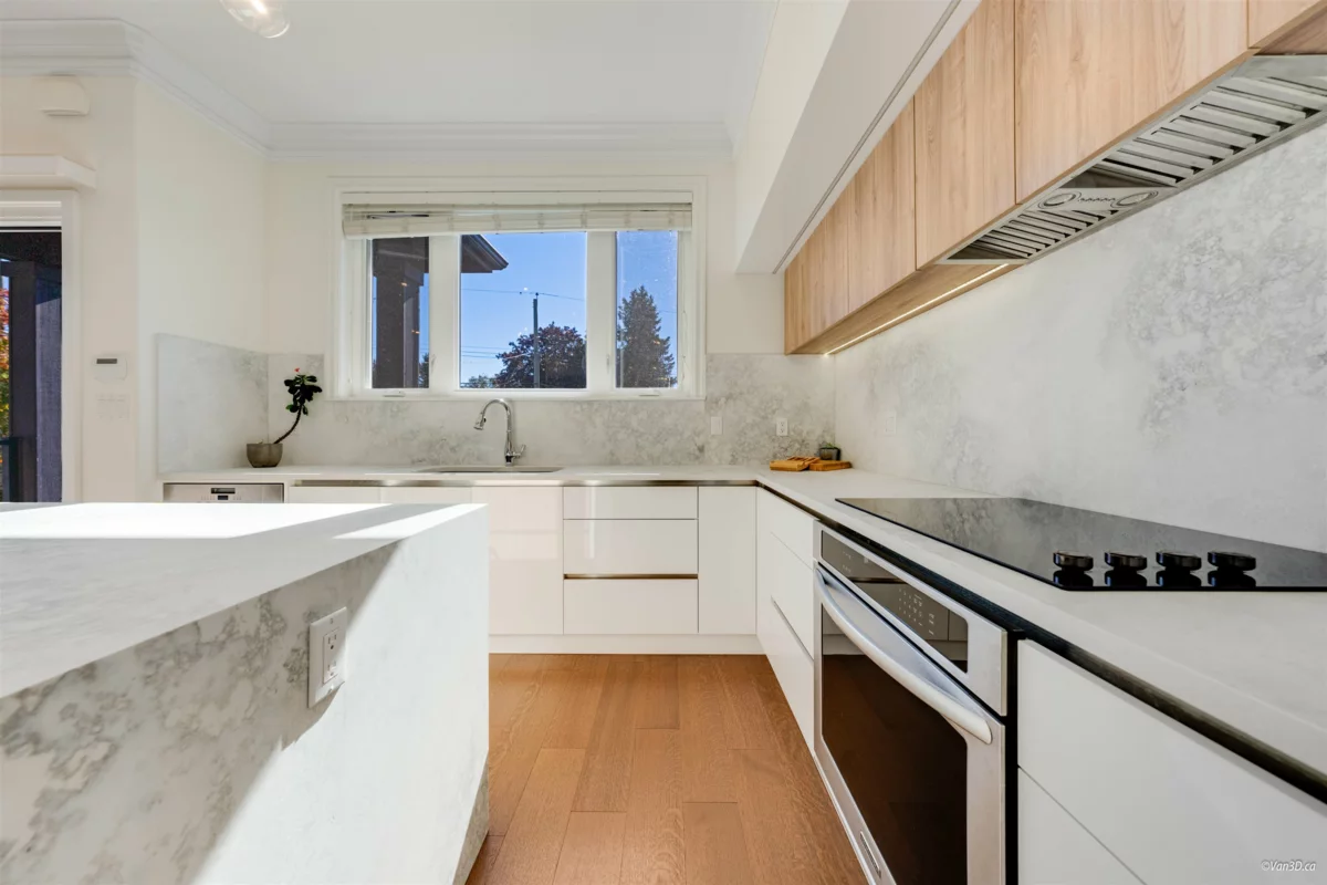 Breakfast Nook Photo of 4042 W 20th Avenue, Vancouver, BC