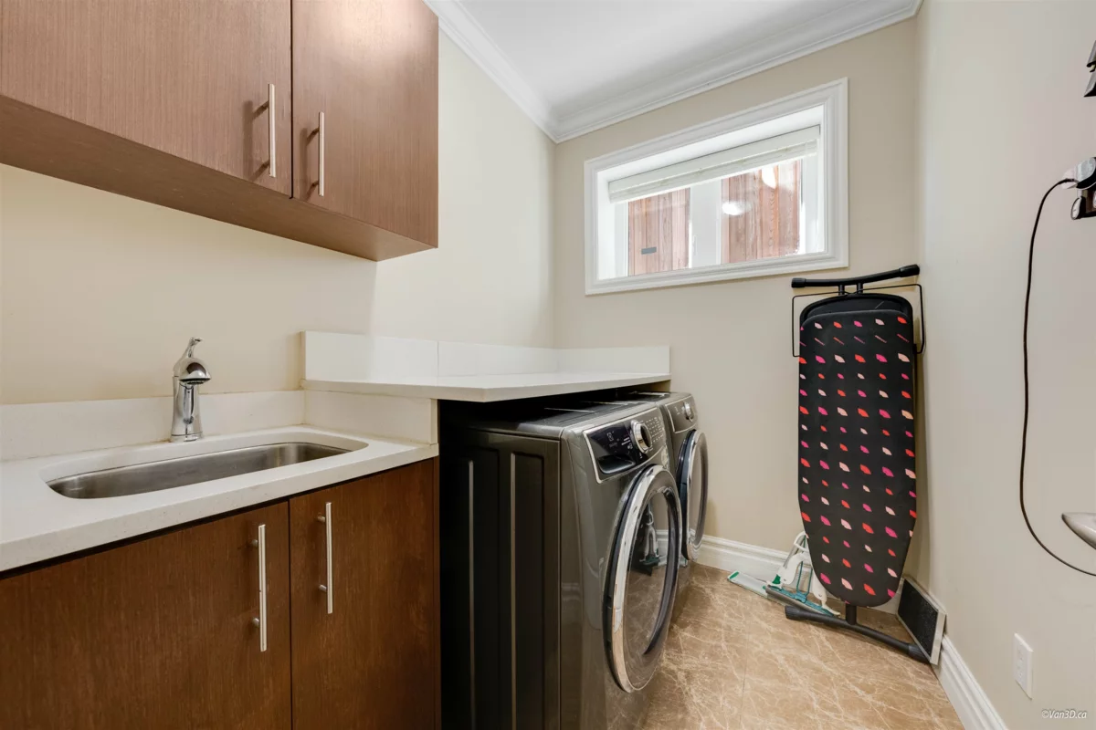 Garden / Landscaping Photo of 4042 W 20th Avenue, Vancouver, BC