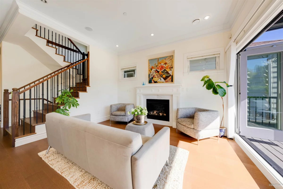 Kitchen Photo of 4042 W 20th Avenue, Vancouver, BC