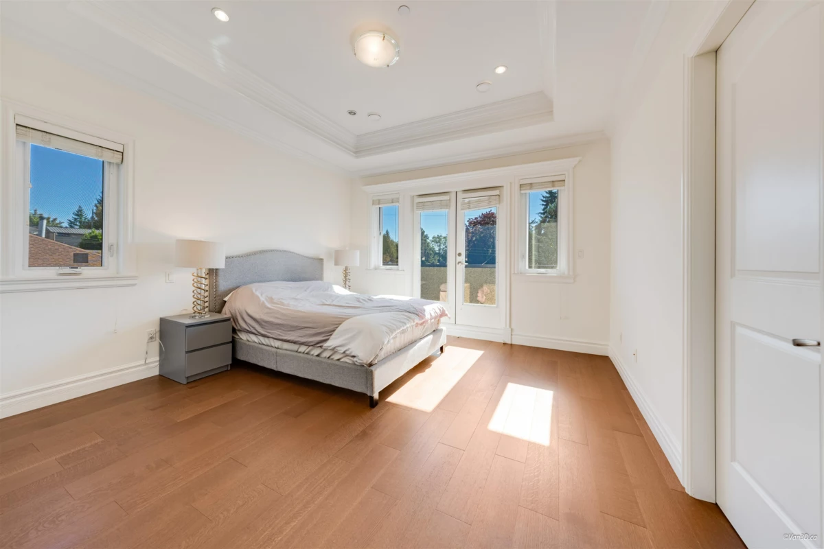 Primary Bathroom Photo of 4042 W 20th Avenue, Vancouver, BC