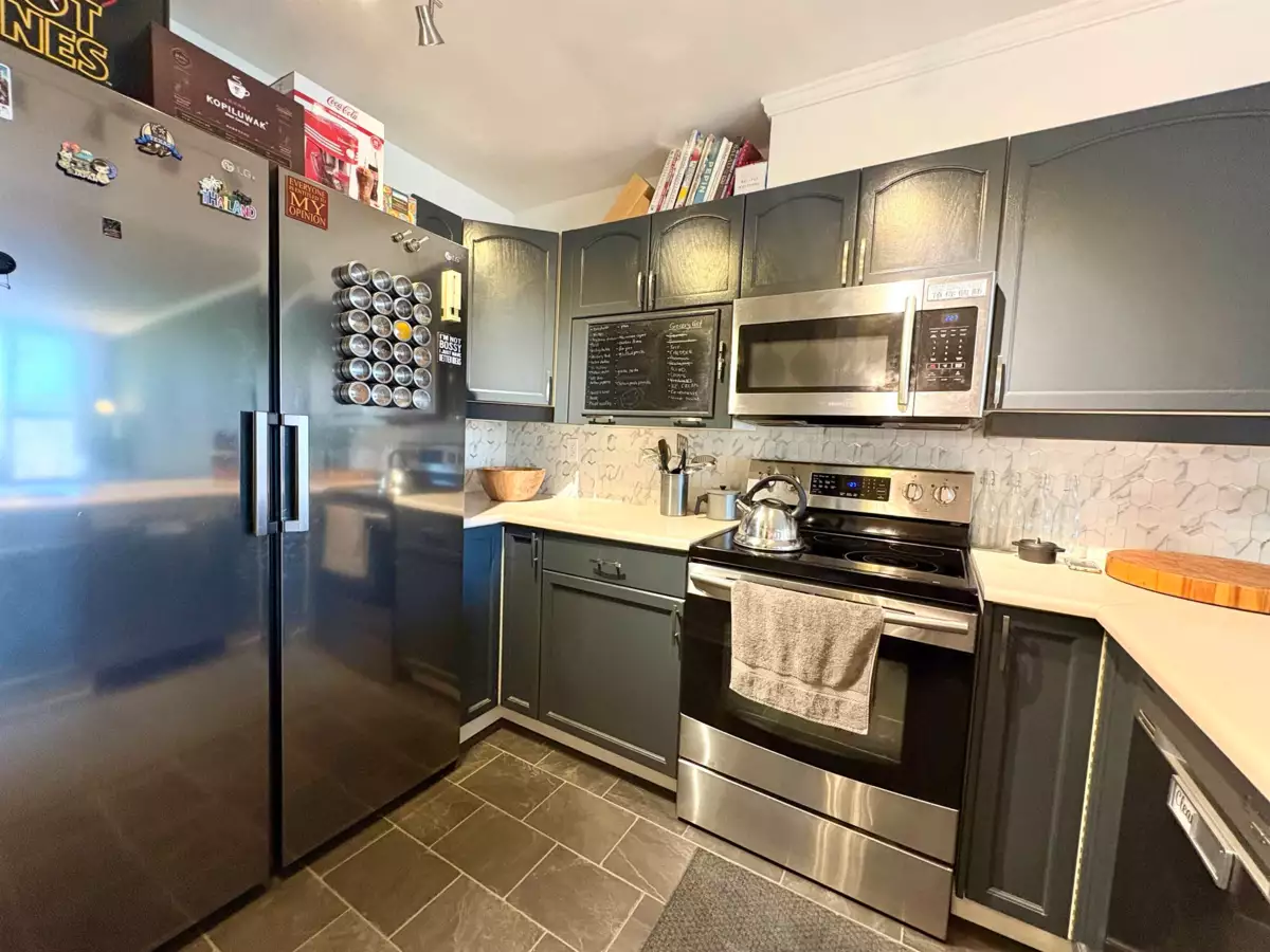 Family Room Photo of 305 1250 Quayside Drive, New Westminster, BC