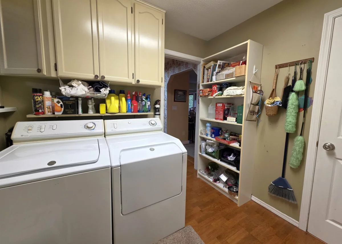 Hallway Photo of 3319 275 Street, Langley, BC