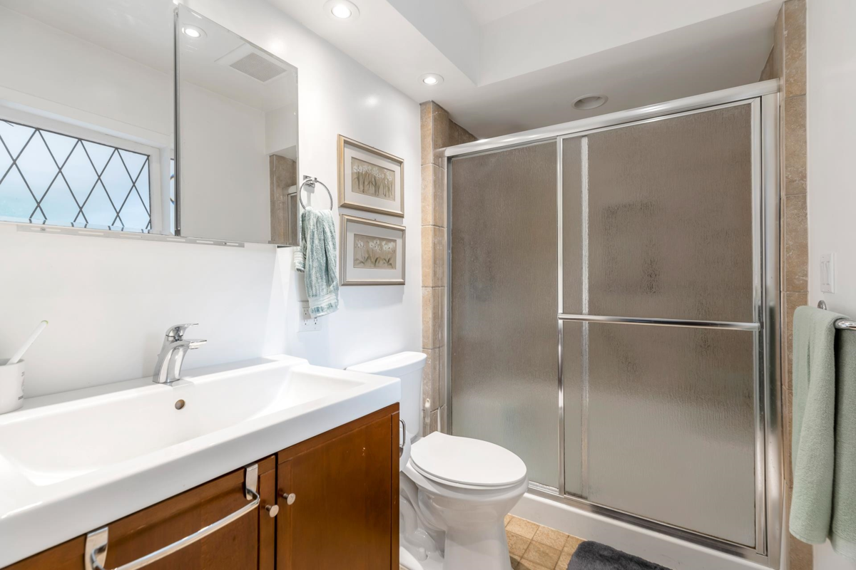 Bedroom 3 Photo of 24846 56 Avenue, Langley, BC