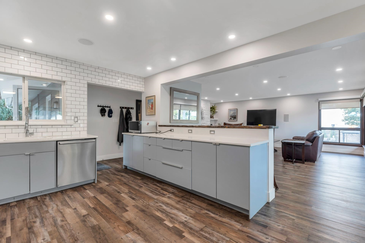 Pantry Photo of 24846 56 Avenue, Langley, BC