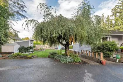 Outdoor Deck Photo of 24846 56 Avenue, Langley, BC