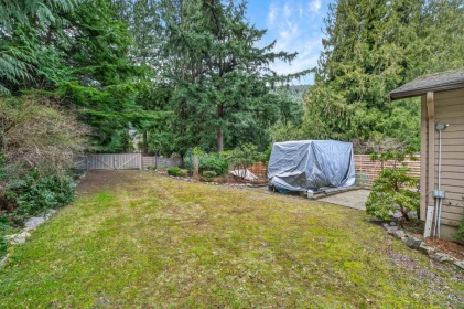Mudroom Photo of 1309 Oceanview Road, Bowen Island, BC