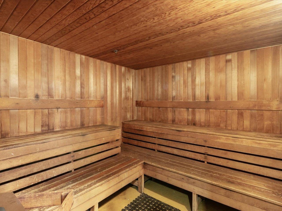 Basement Recreation Room Photo of 1607 1188 Richards Street, Vancouver, BC