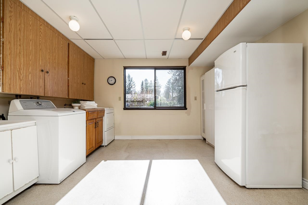 Garage Interior Photo of 21238 Cutler Place, Maple Ridge, BC