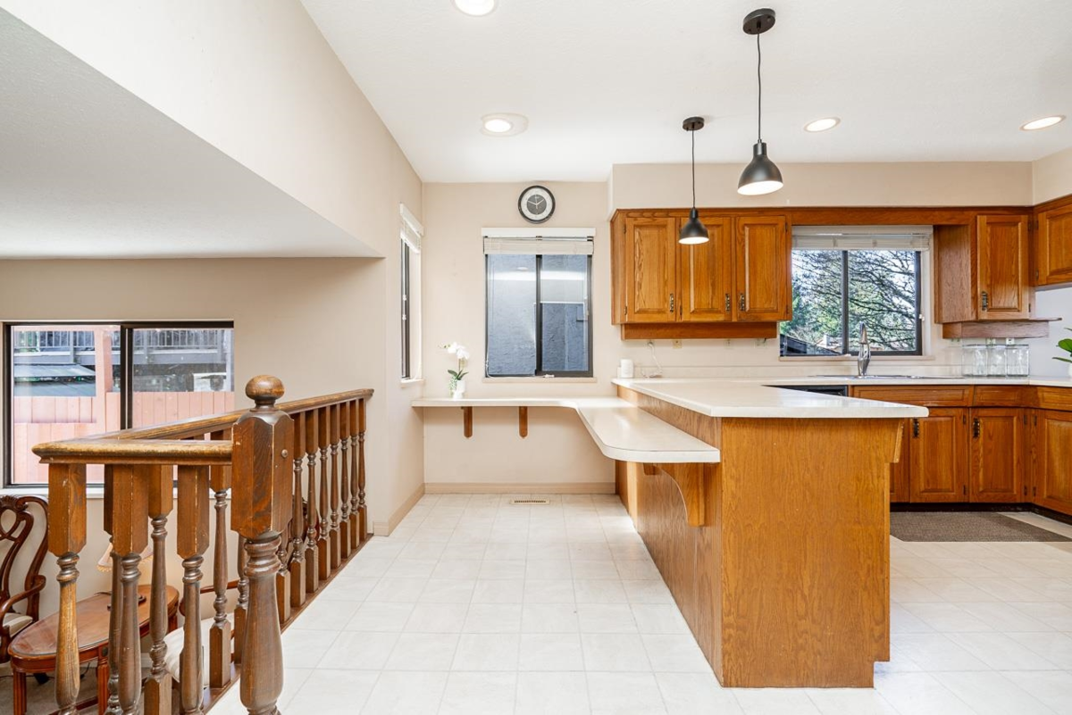 Primary Bathroom Photo of 21238 Cutler Place, Maple Ridge, BC