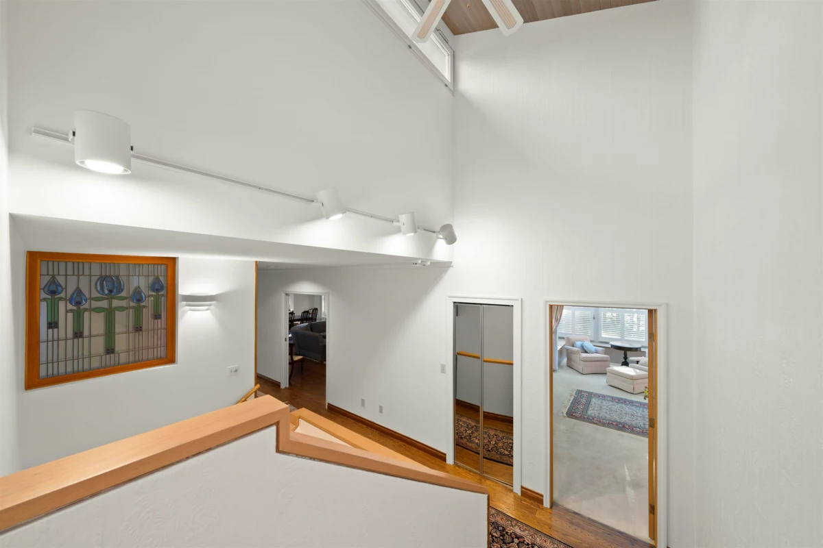 Guest Bathroom Photo of 535 English Bluff Road, Delta, BC