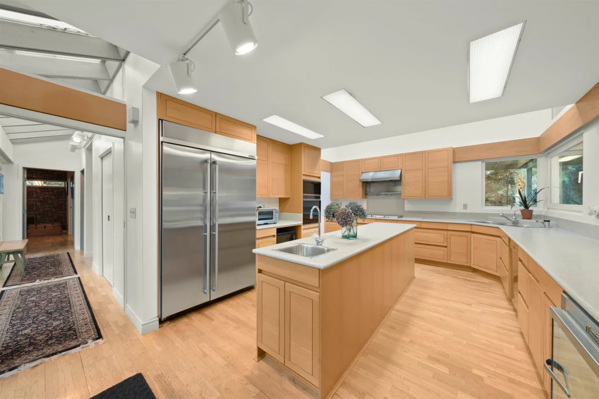 Living Room Photo of 535 English Bluff Road, Delta, BC