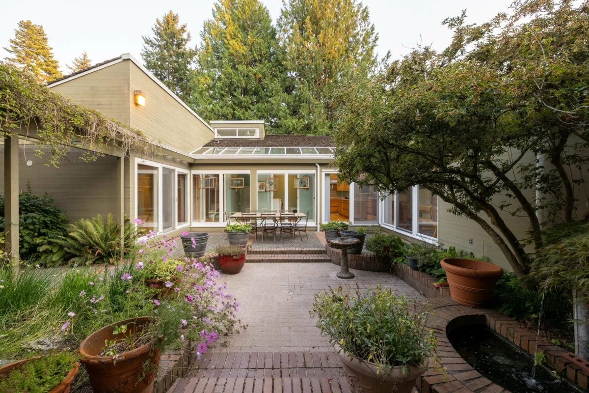 Swimming Pool Photo of 535 English Bluff Road, Delta, BC