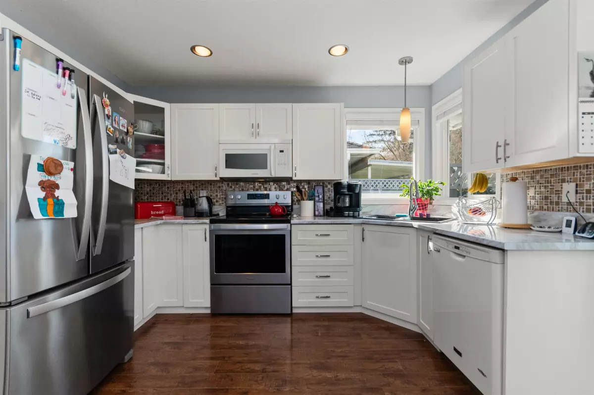 Dining Area Photo of 31 45175 Wells Road, Chilliwack, BC